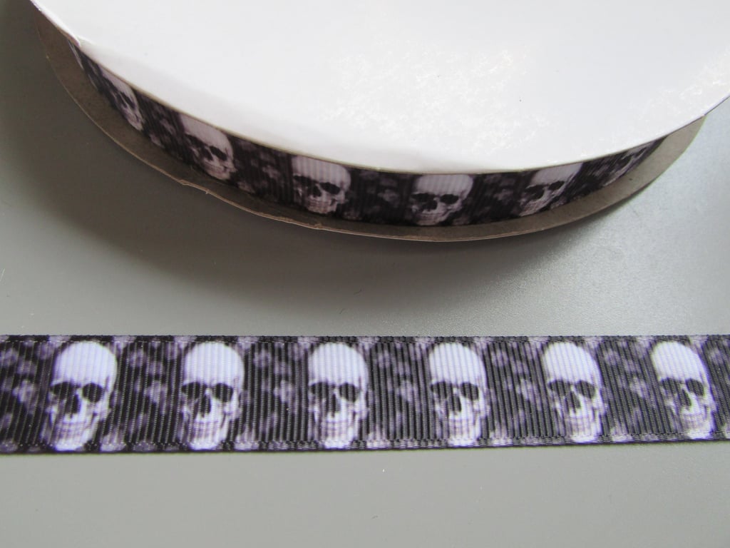 Gothic Skull Grosgrain Ribbon 1.6cm x 1 Metre