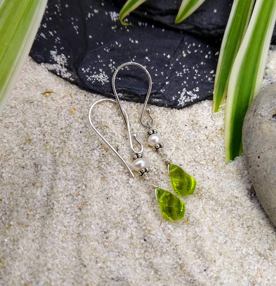 Silver Peridot & Pearl Drop Earrings