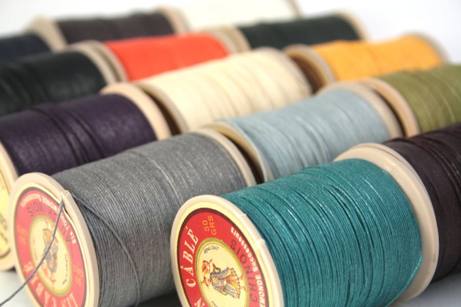 Fil Au Chinois Lin Cable No. 332, Coloured French Linen Thread, Leather Working