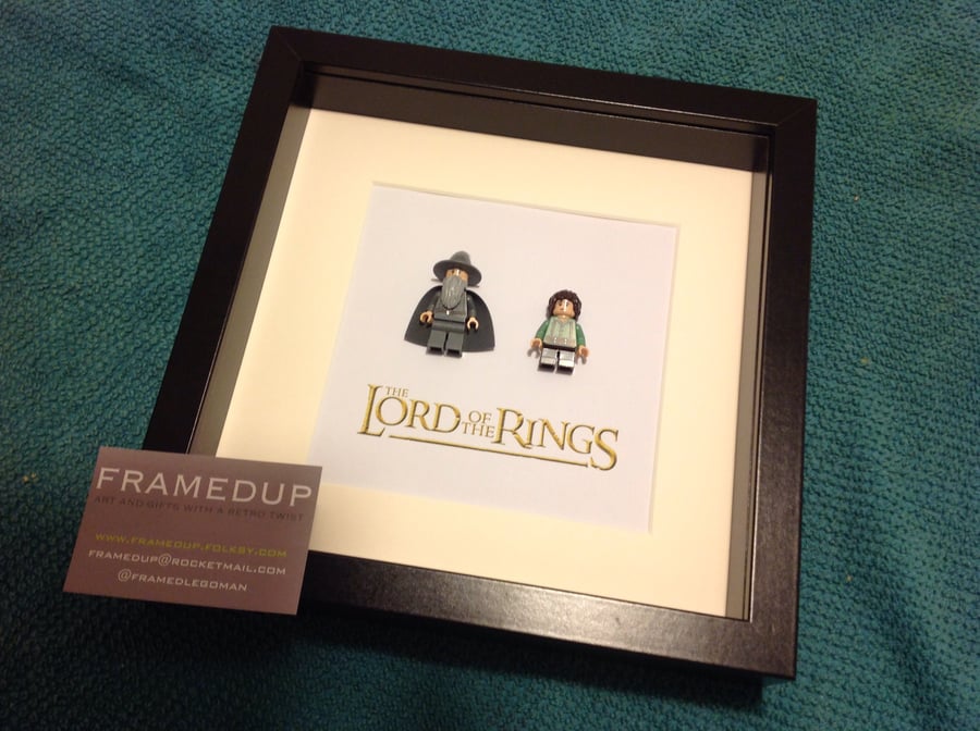 LORD OF THE RINGS - FRAMED LEGO FIGURES