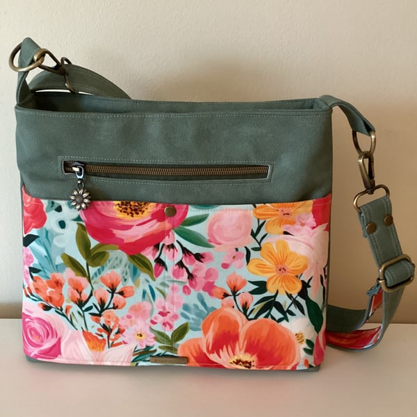 Crossbody bag