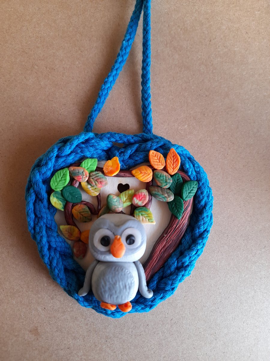 Hanging owl heart