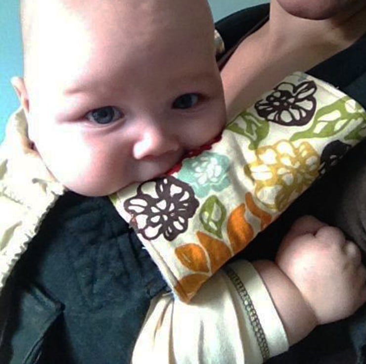 ERGO BABY CARRIER Drool Pads TEETHING PADS Stra... Folksy