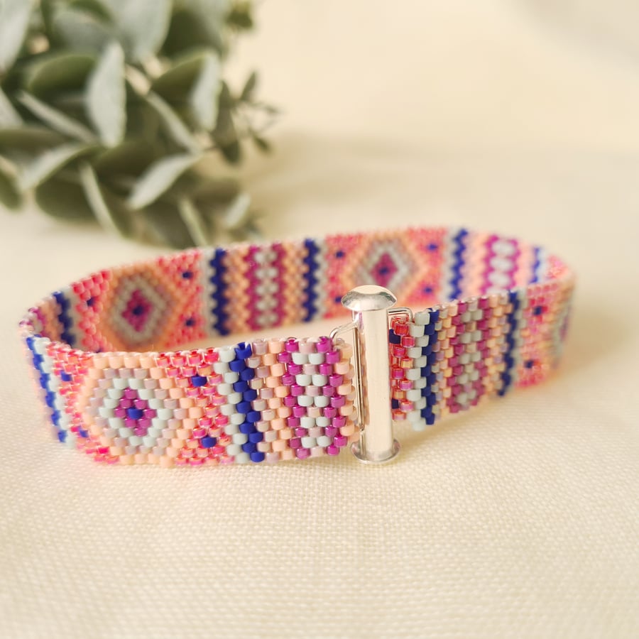 Beaded Glass Bracelet