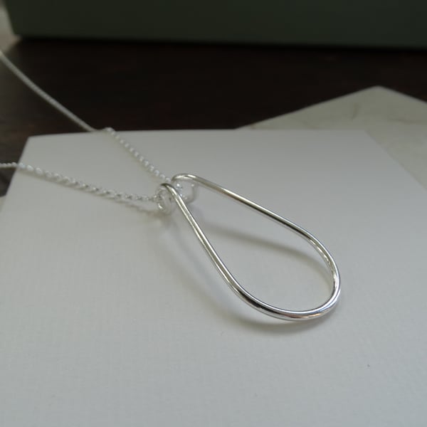 Ring holder pendant - ring keeper - practical gift for makers bakers gardeners