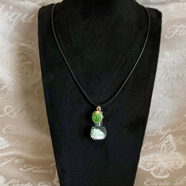 Handmade Mermaid Potion Bottle Necklace – Ocean Glass Pendant with Green Shell 