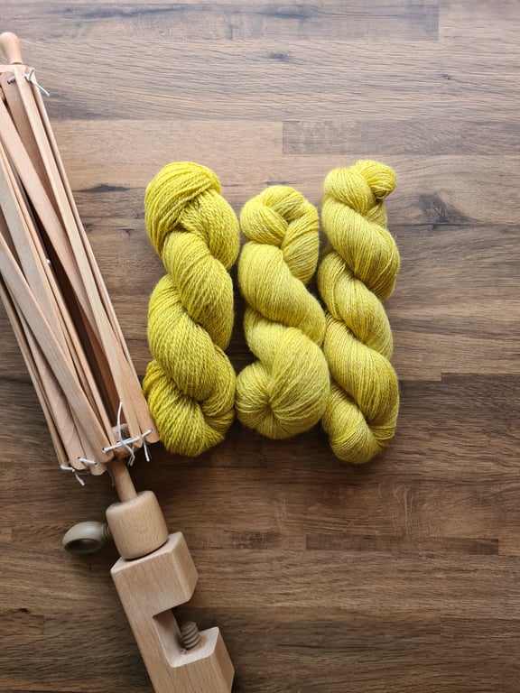 Naturally plant dyed non-superwash British BFL & Masham 4 ply wool yarn 100g