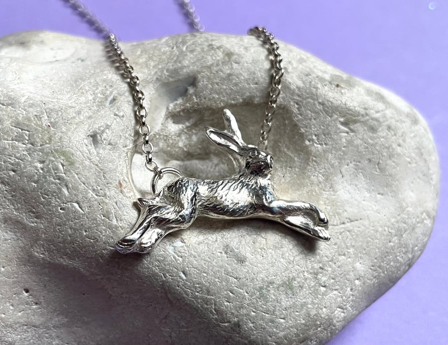 Leaping hare necklace in fine silver 