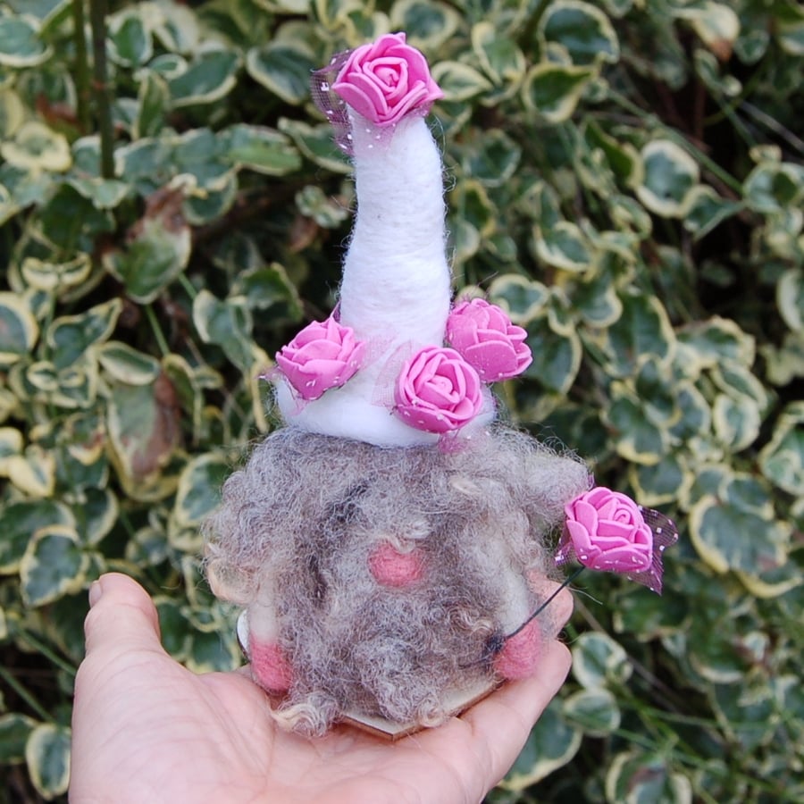 Tomte Gonk Nisse - needle felt wool ornament with pink roses - Scandi