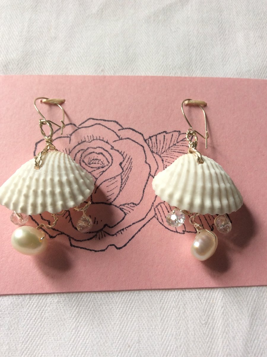 Freshwater pearl and shell earrings 