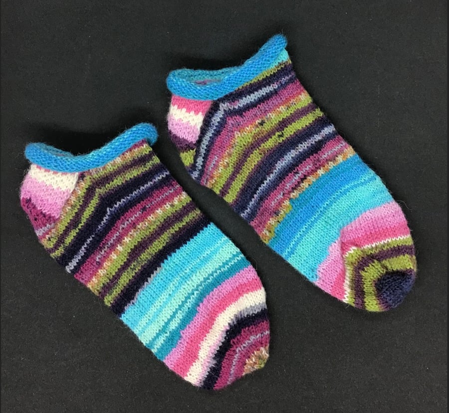 Hand knit short no rib no show socks multicoloured 