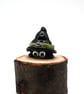 small glass halloween hat figure - Image 3