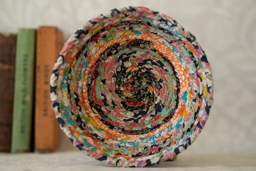 Multicoloured Coiled fabric bowl 
