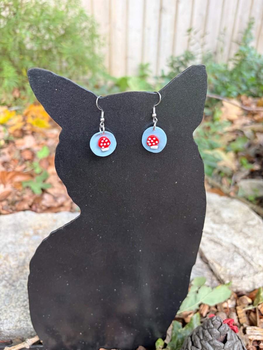 Toadstool earrings 