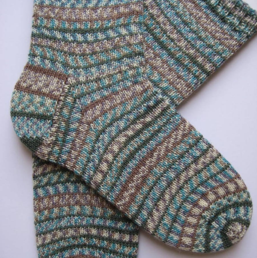 hand knit mens wool socks UK 8-10