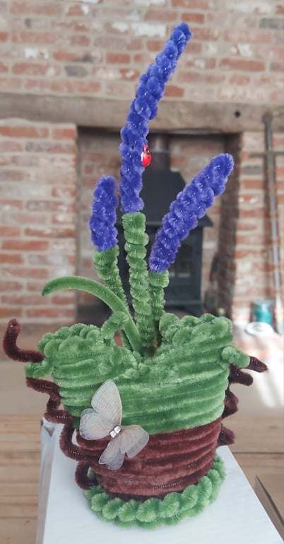 Handmade Lavender Pen Holder – Fuzzy Desk Organizer with Butterfly Drcoration 