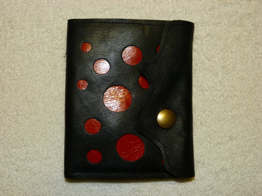 Leather Wallet with Inner Purse and Card Holder with Fabric Lining. Red  Circles