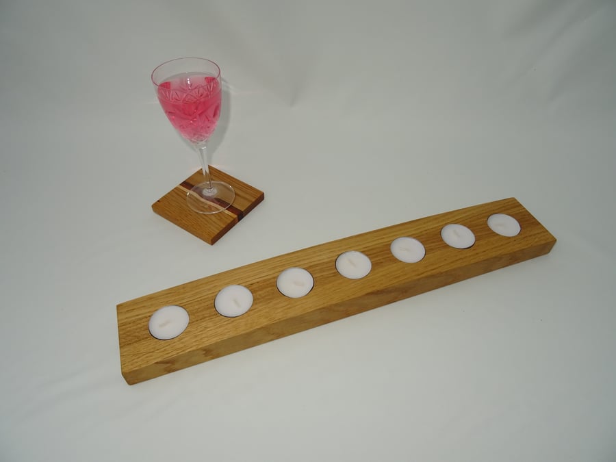 7 candle tealight holder in Oak 