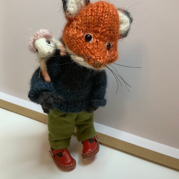 Hand Knitted Fox Doll with pet Mouse - Dot Pebbles Pattern
