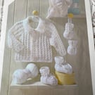 Sirdar Snuggly Double Knitting Pattern  No 3949  Size 12-22” 