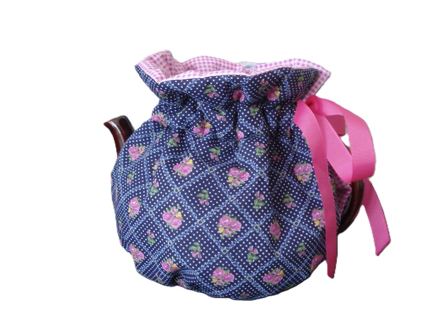 Navy Blue And Rose Reversible Tea Cosy Gathered With A Pink Ribbon (A54)