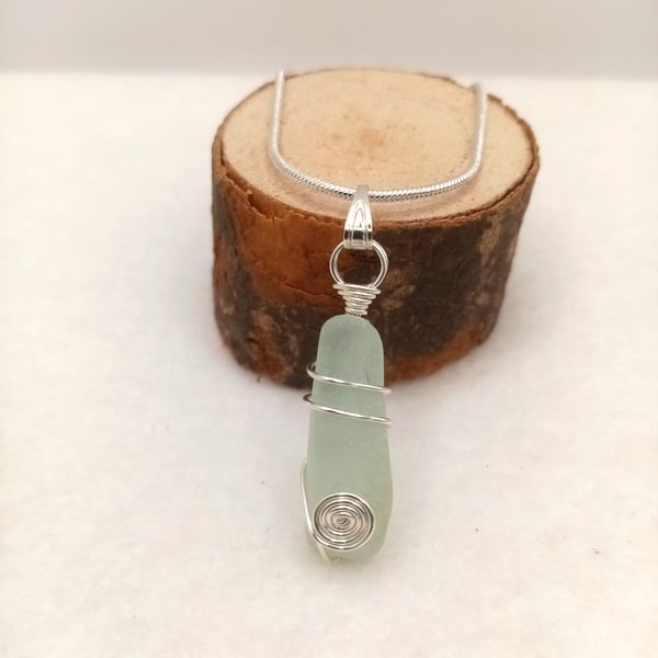 Wire-wrapped Sea Glass Necklace 