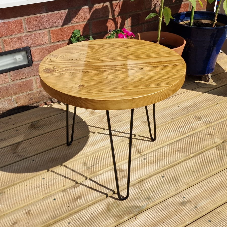 Coffee Table With Black Hairpin Legs 