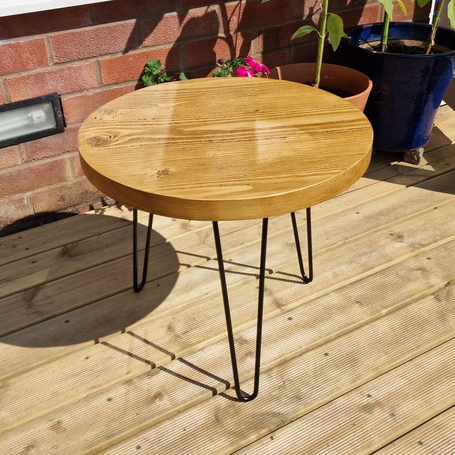 Coffee Table With Black Hairpin Legs