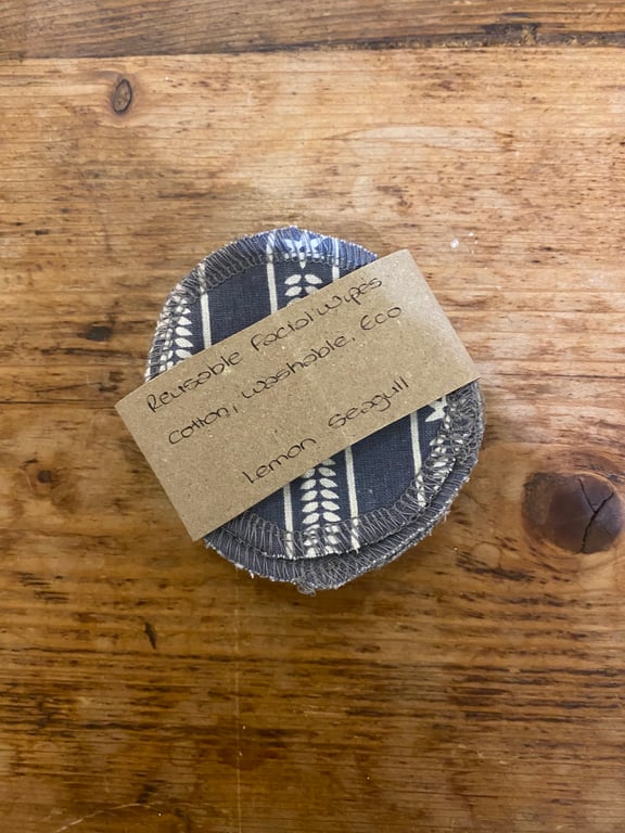 Reusable Face Wipes (704)