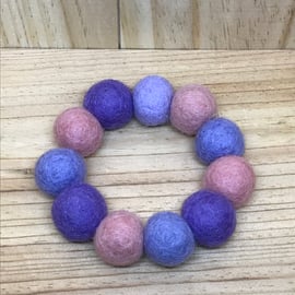 Felt Ball Bracelet. (452)