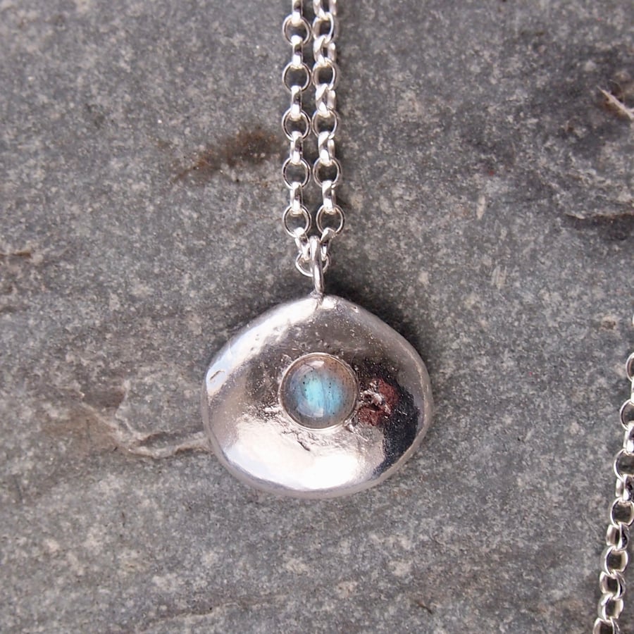 Sterling Silver Pebble Necklace with Labradorite