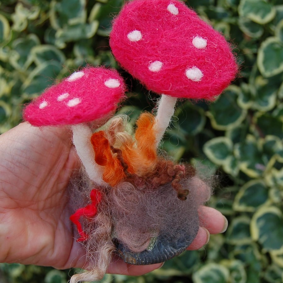 Mushroom decoration, needle felt mushrooms attached to a pebble fossil