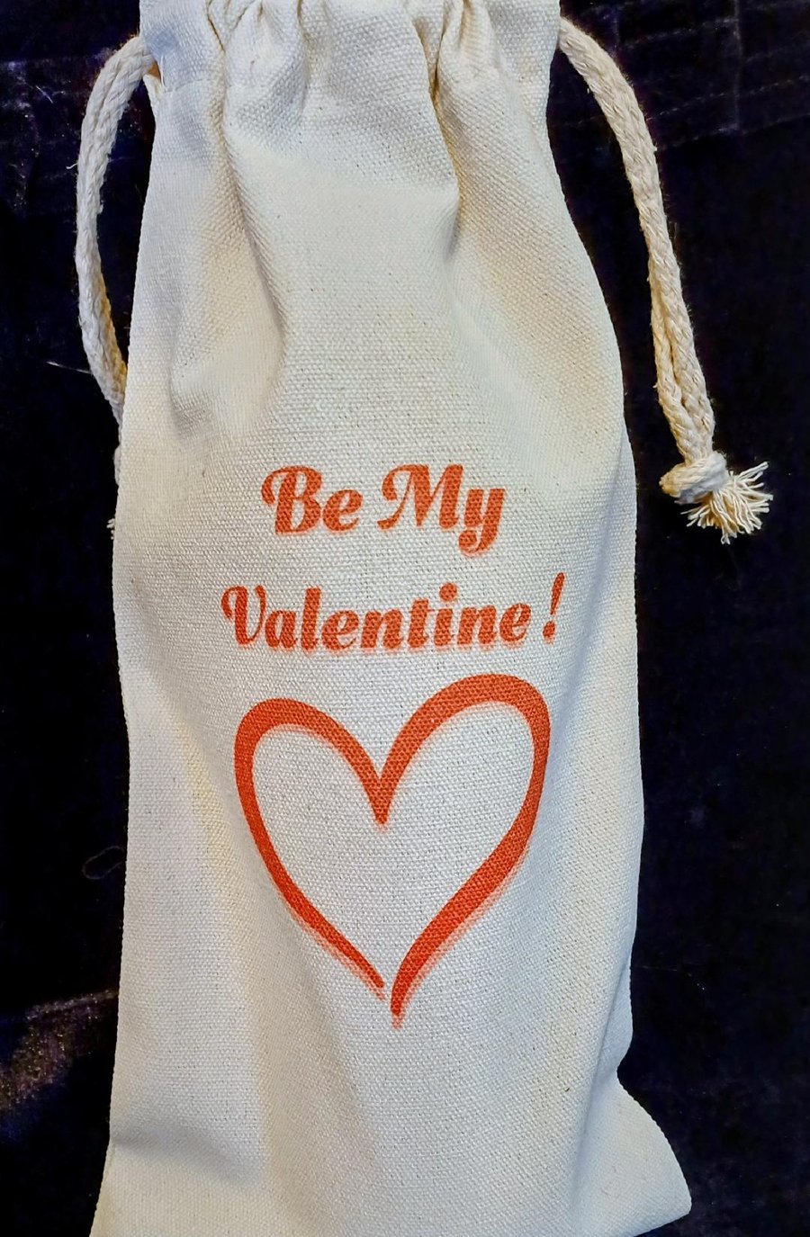 Wine Bottle Gift Bag ' Be My Valentine'  SLIGHT SECONDS. Please read description