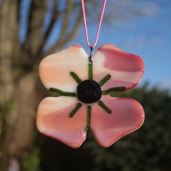 Streaky Pink Fused Glass Poppy - 3088