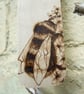 Busy Bee Personalised Pyrography Keyring - Image 2