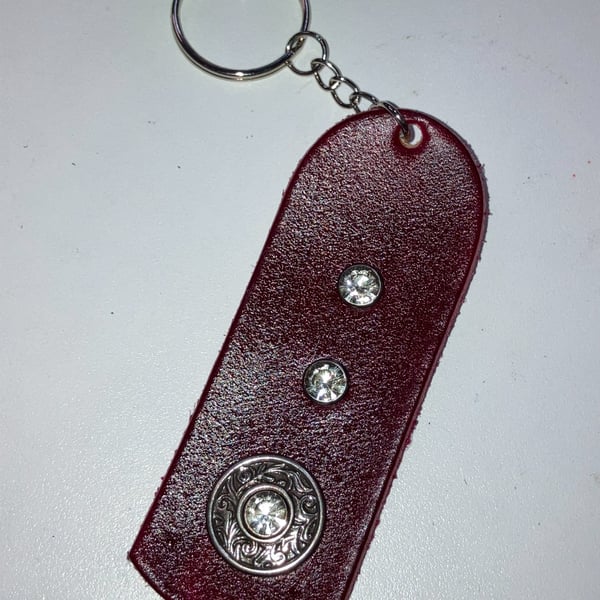 Red dyed Leather Keyring on chain with 3 White Gemstones & Florentine design