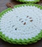 Sliced apple crochet coasters - Image 6
