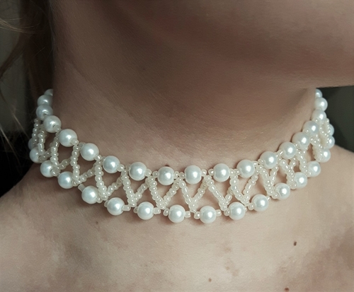 White Glass Pearl & seed Bead Choker Necklace