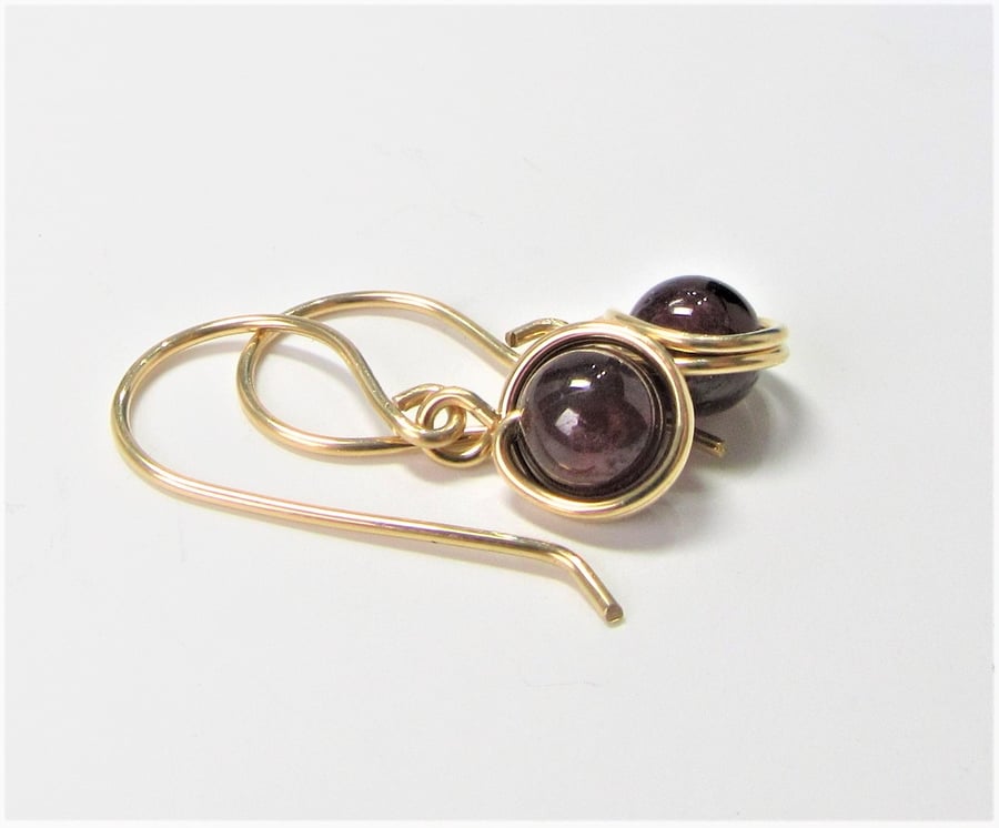 Short drop earrings -  garnet gold wire wrap earrings -January birthstone