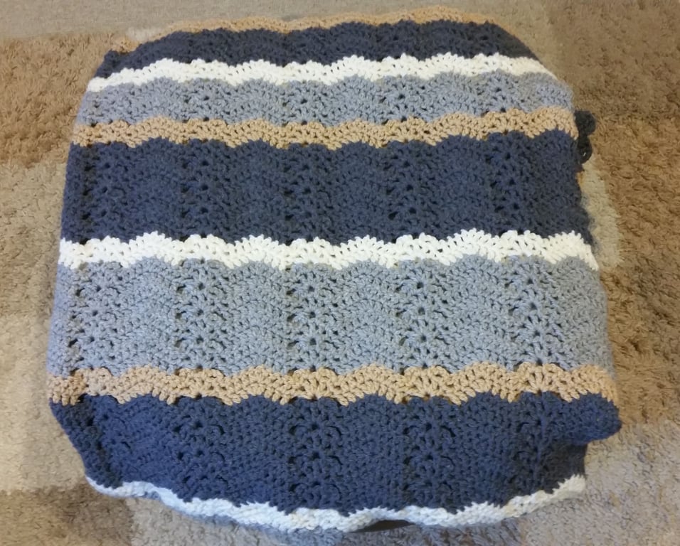 Winter Lacy Ripples Blanket or Afghan