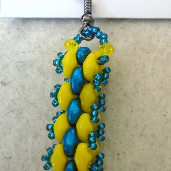 Brickwork-pattern bead earrings (customisable)