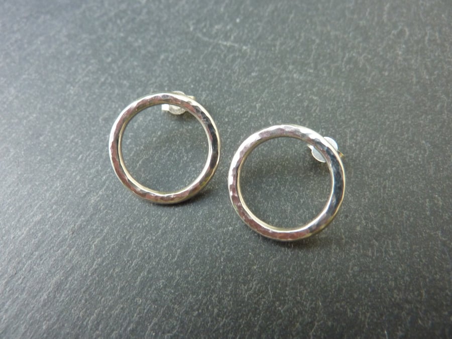 Silver Circles Stud Earrings - Large