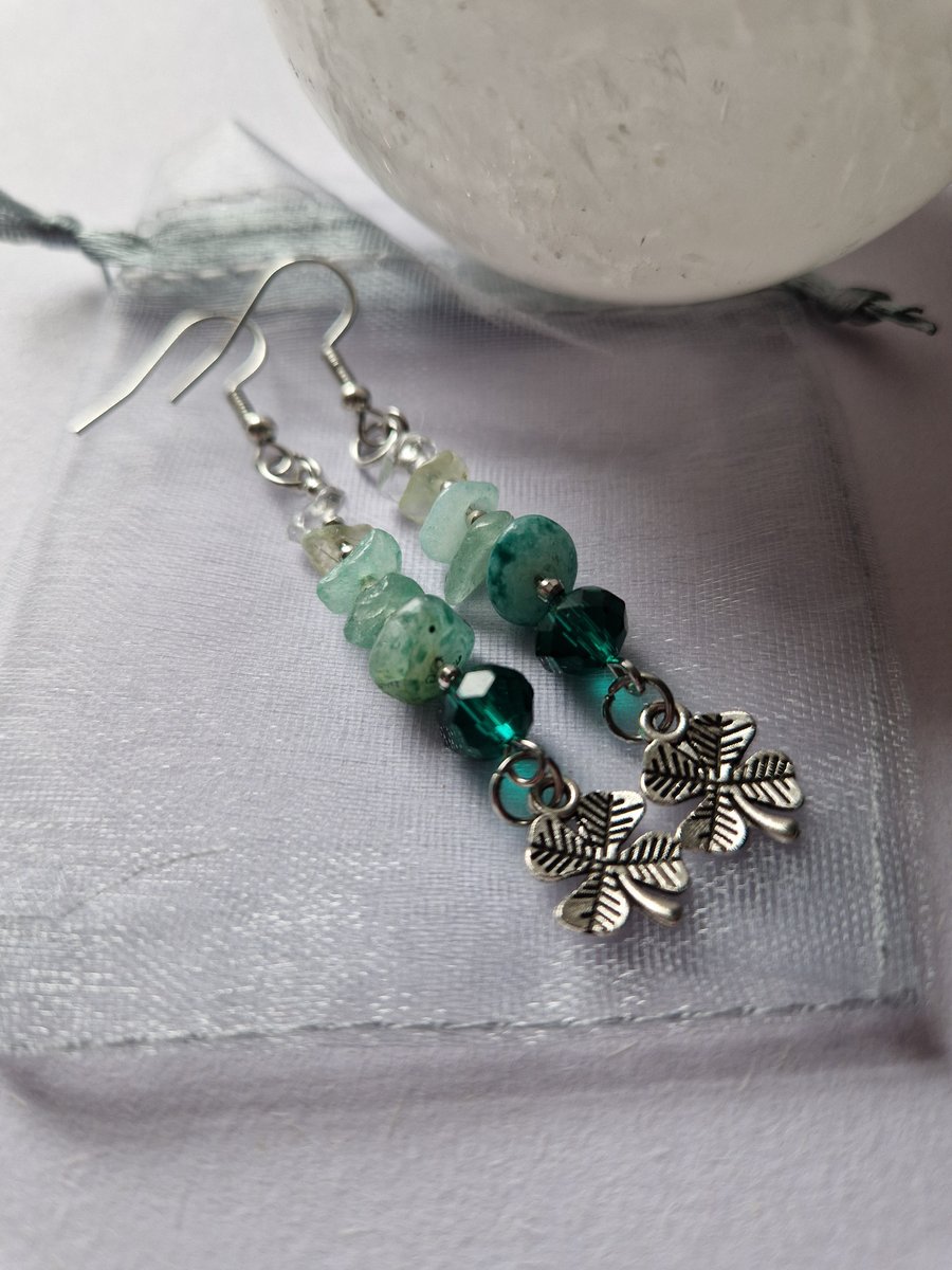 Beautiful lucky clover earrings 