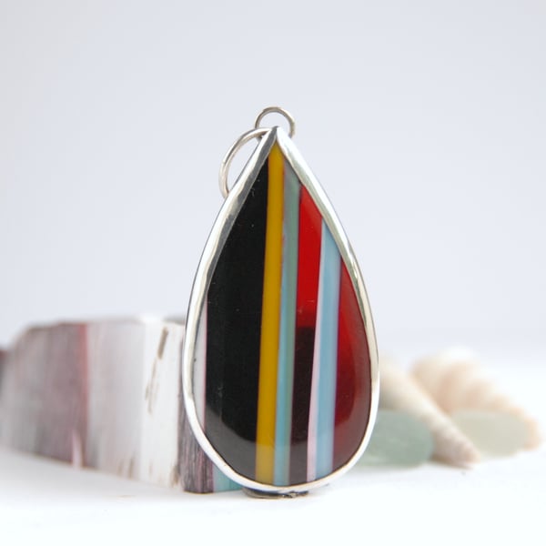 Yellow stripe Cornish surfite pendant