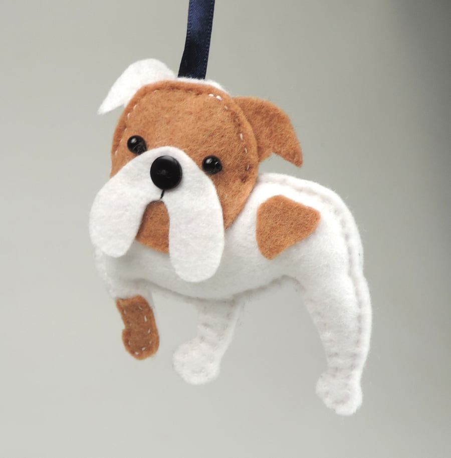 British Bulldog, Dog Lovers gift, English Bulldog, Handmade felt decoration