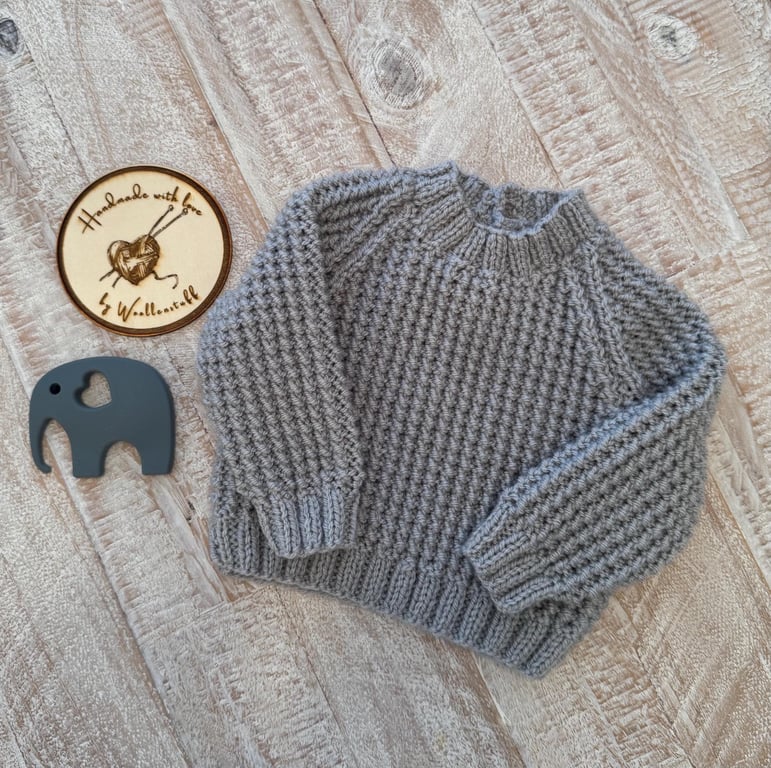 25% OFF Sample Sale Handknitted Baby Jumper. Size 3-6 months. Silver Grey.