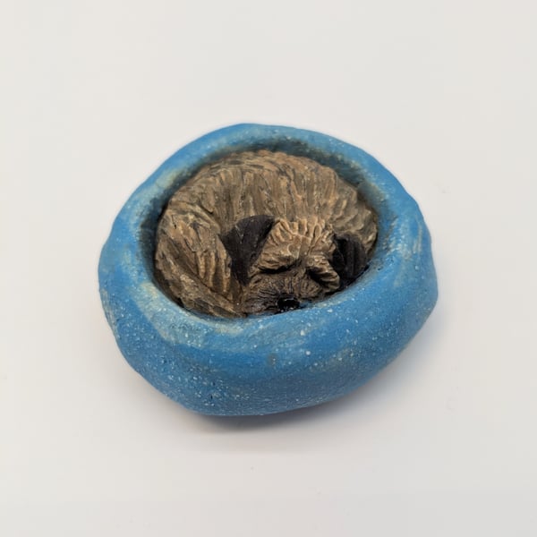 Yorkshire Pudding Border Terrier Mini Sculpture - turquoise bed