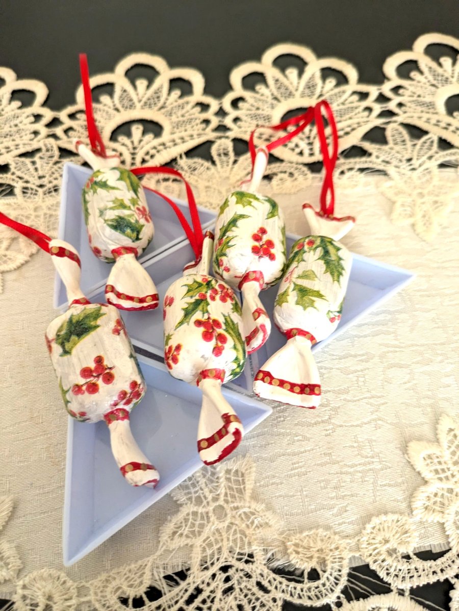 Set of 5 decoupage christmas tree ornaments - Folksy