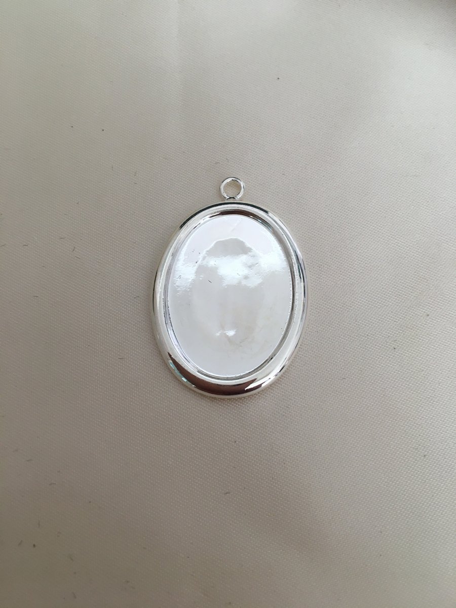 Oval Pendant Setting  - S37