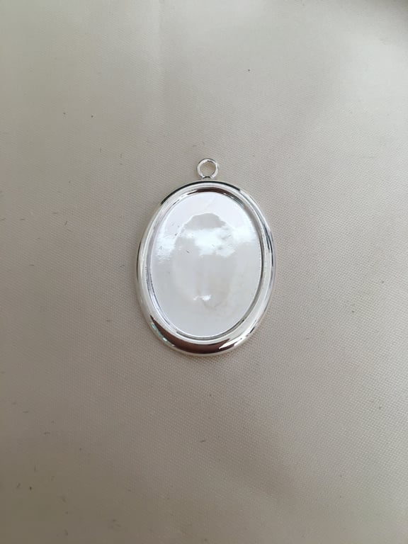 Oval Pendant Setting  - S37